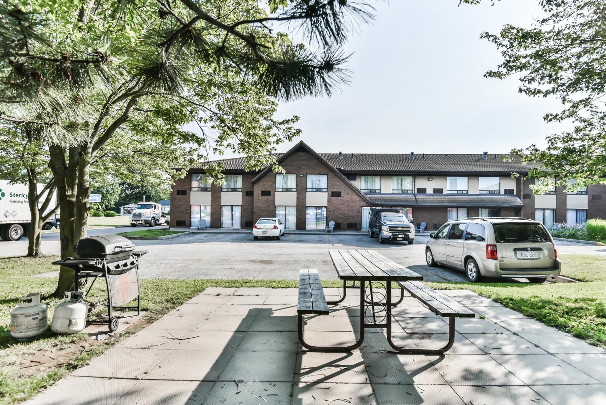 Comfort Inn Chatham-Kent Ngoại thất bức ảnh