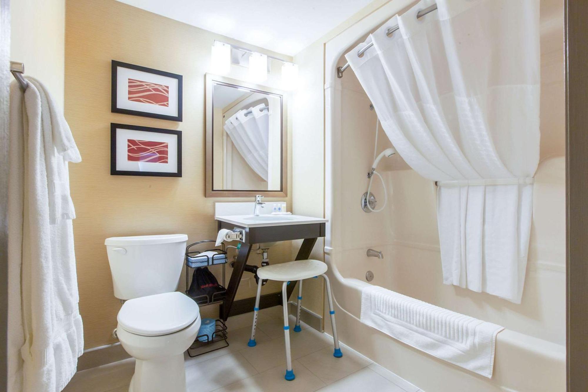 Comfort Inn Chatham-Kent Ngoại thất bức ảnh